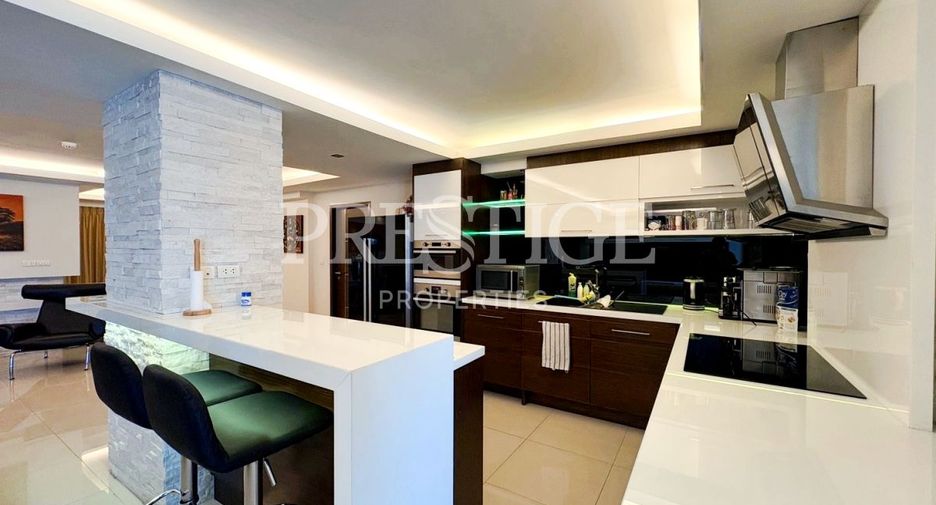 For sale 4 ベッドルーム condo in Bang Lamung, Chonburi