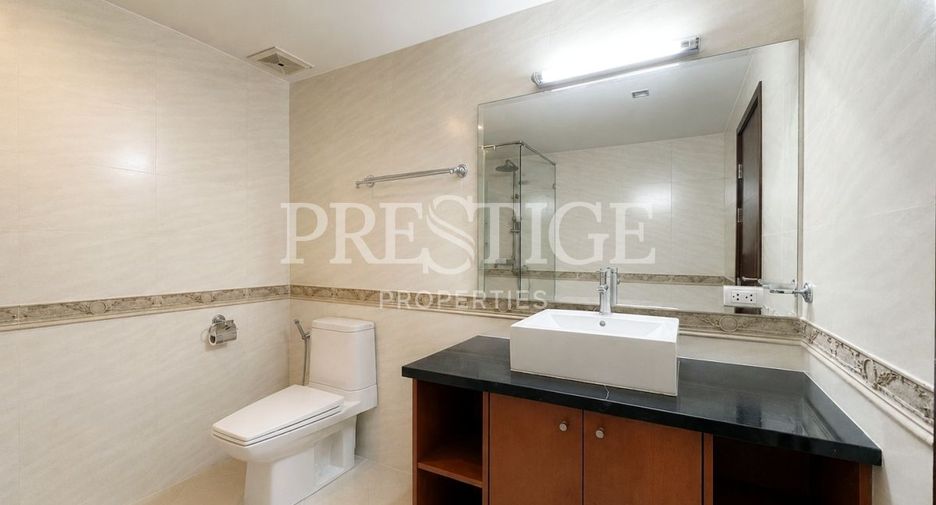 For sale 4 ベッドルーム condo in Bang Lamung, Chonburi
