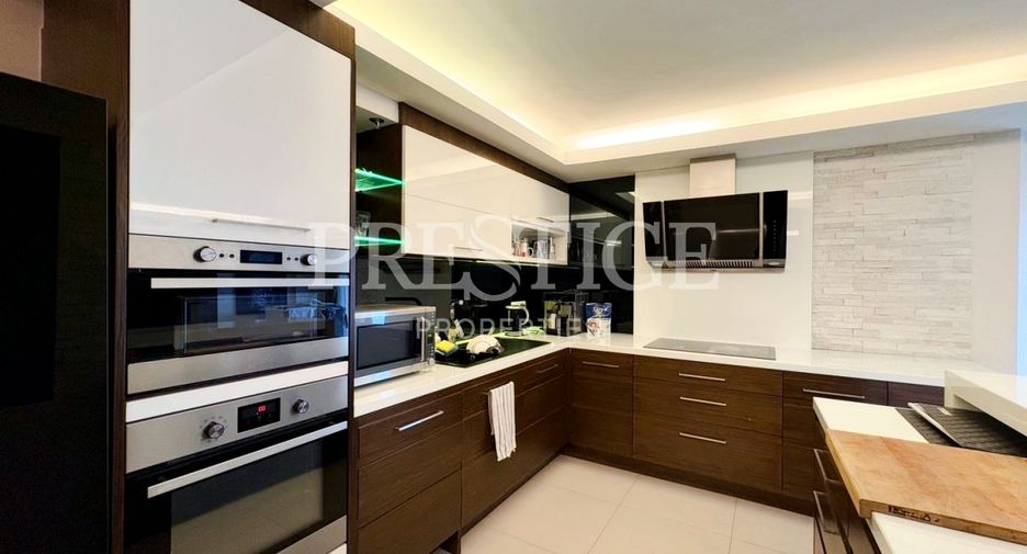 For sale 4 ベッドルーム condo in Bang Lamung, Chonburi