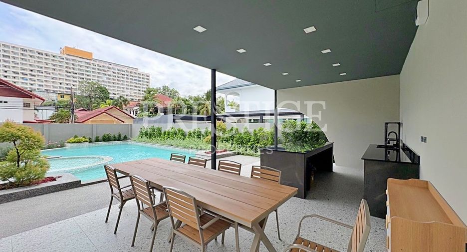 For rent 4 bedrooms house in Jomtien, Pattaya