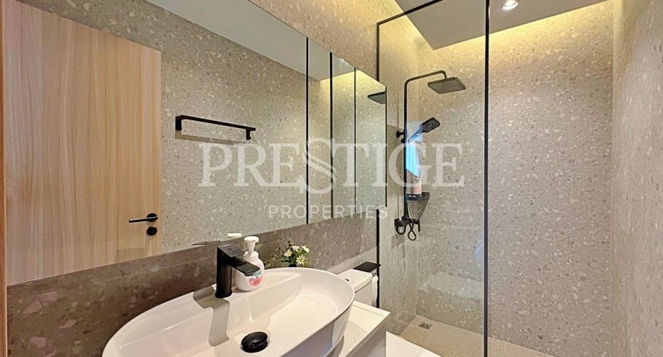 For rent 4 bedrooms house in Jomtien, Pattaya