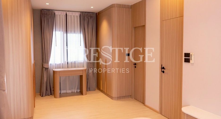 For rent 4 bedrooms house in Jomtien, Pattaya
