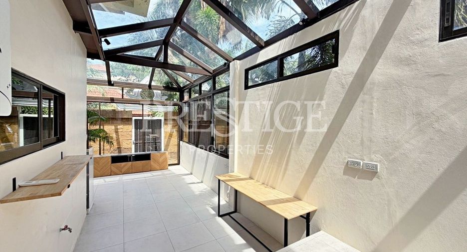 Haus zur Miete mit 4 Zimmer in Jomtien, Pattaya