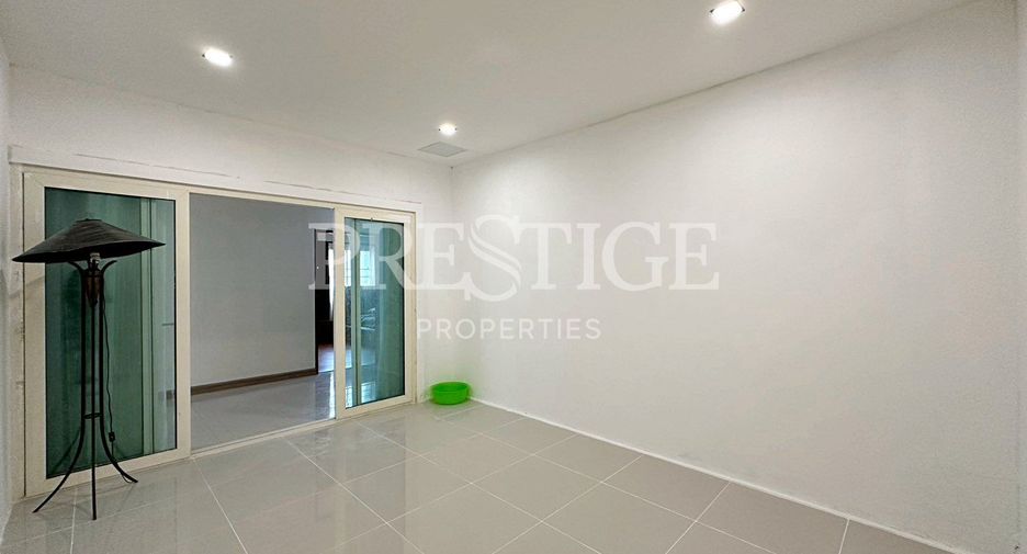For sale and for rent 6 bedrooms house in Bang Lamung, Chonburi