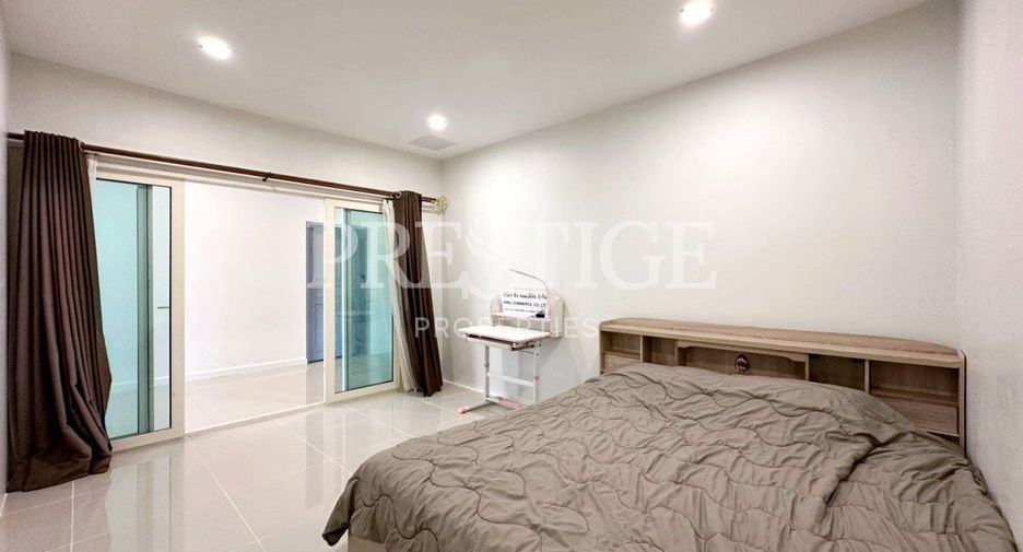 出售 和 出租 6 卧室 独立屋 在 Bang Lamung, Chon Buri