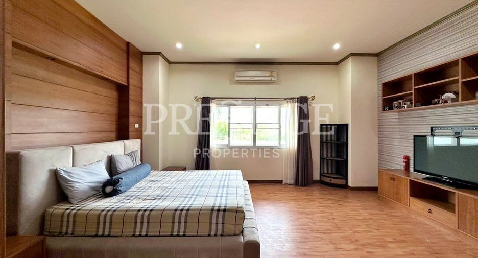 For sale and for rent 6 bedrooms house in Bang Lamung, Chonburi