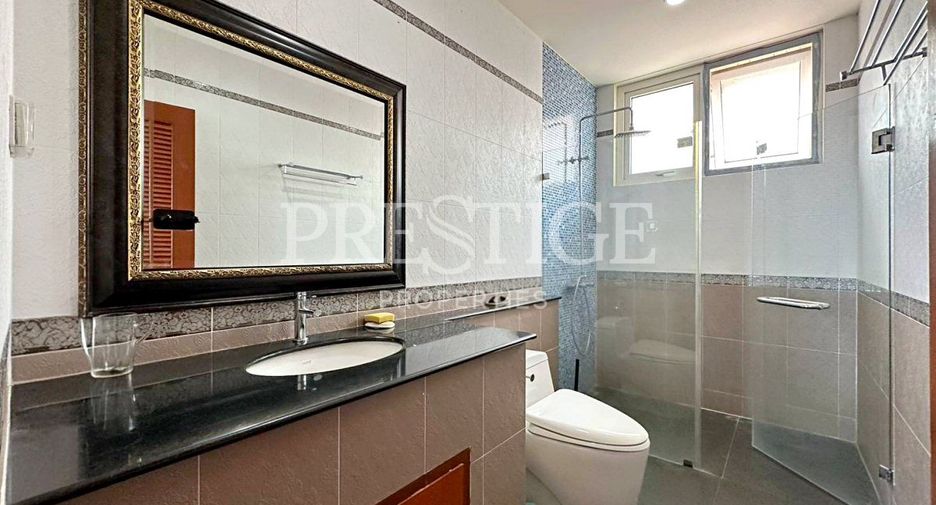 For sale and for rent 6 bedrooms house in Bang Lamung, Chonburi