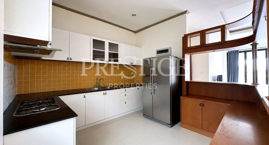 For sale and for rent 6 bedrooms house in Bang Lamung, Chonburi