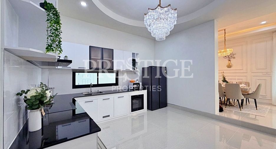 For sale 3 bedrooms house in Bang Lamung, Chonburi
