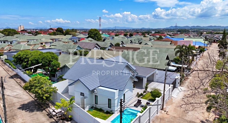For sale 3 bedrooms house in Bang Lamung, Chonburi