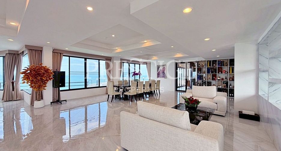 For rent 2 bedrooms condo in Na Jomtien, Pattaya