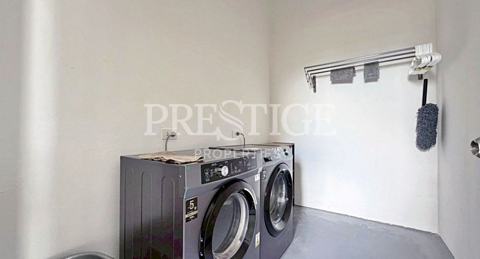 For rent 2 bedrooms condo in Na Jomtien, Pattaya