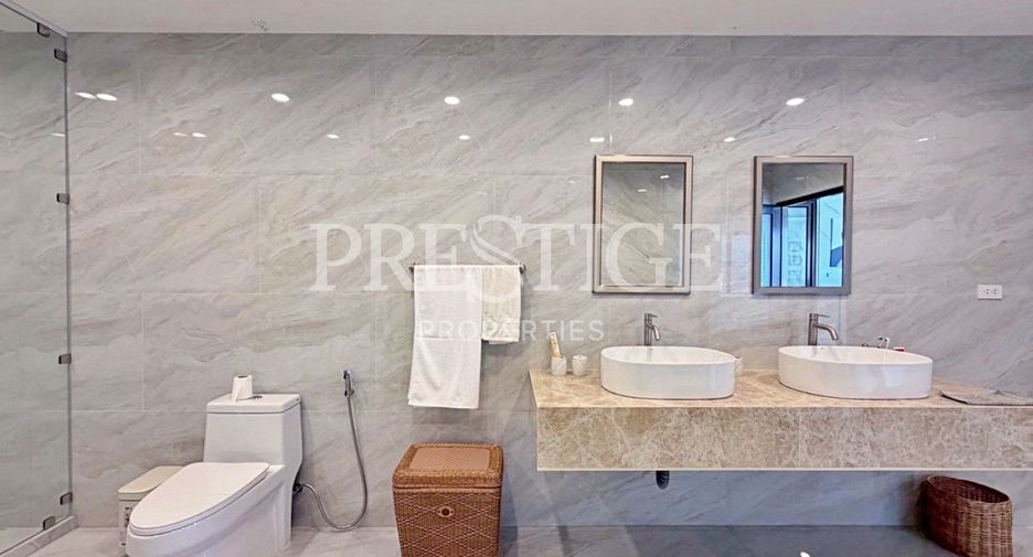 For rent 2 bedrooms condo in Na Jomtien, Pattaya