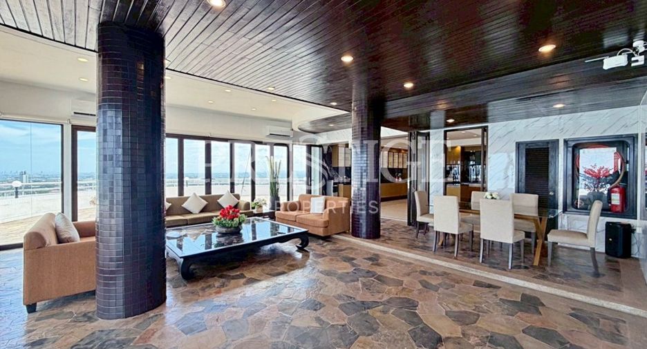 For rent 2 bedrooms condo in Na Jomtien, Pattaya