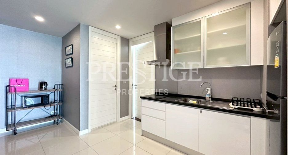 For rent 2 bedrooms condo in Na Jomtien, Pattaya