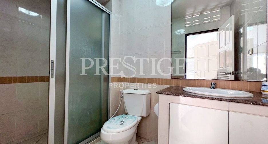 For rent 2 bedrooms house in Bang Lamung, Chonburi