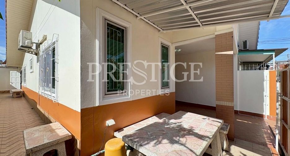 For rent 2 bedrooms house in Bang Lamung, Chonburi
