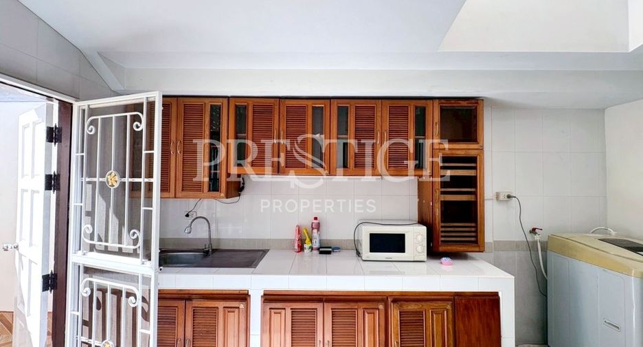 For rent 2 bedrooms house in Bang Lamung, Chonburi