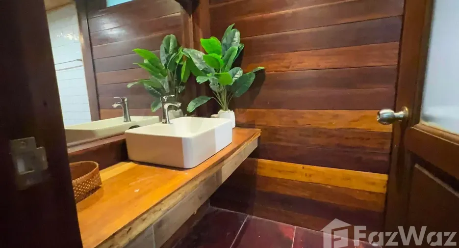 For rent 2 ベッドルーム house in Mueang Chiang Mai, Chiang Mai