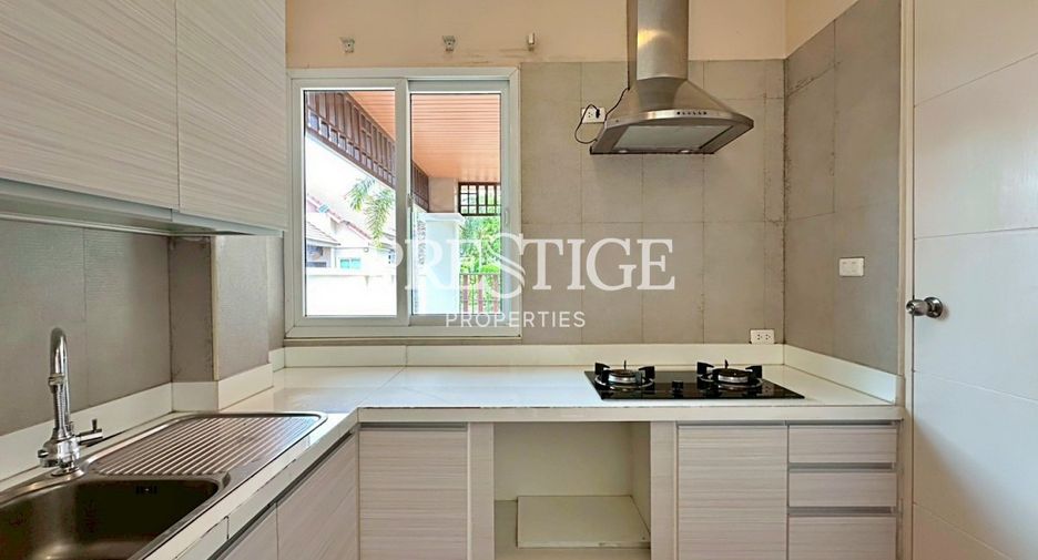 For rent 3 bedrooms house in Bang Lamung, Chonburi