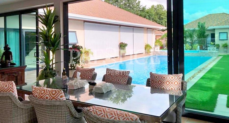 For rent 4 bedrooms house in Bang Lamung, Chonburi