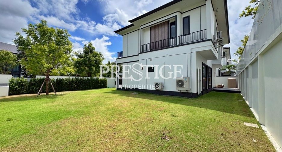 For rent 4 bedrooms house in Bang Lamung, Chonburi