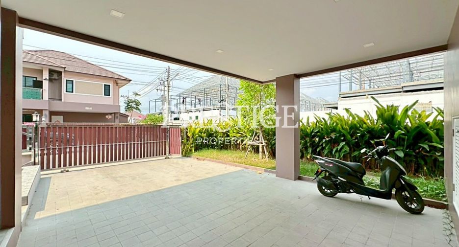 出租 4 卧室 独立屋 在 Bang Lamung, Chon Buri