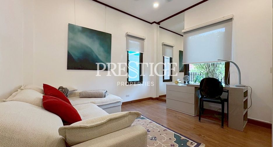 Casa en alquiler de 3 habitaciones en Bang Saray, Pattaya
