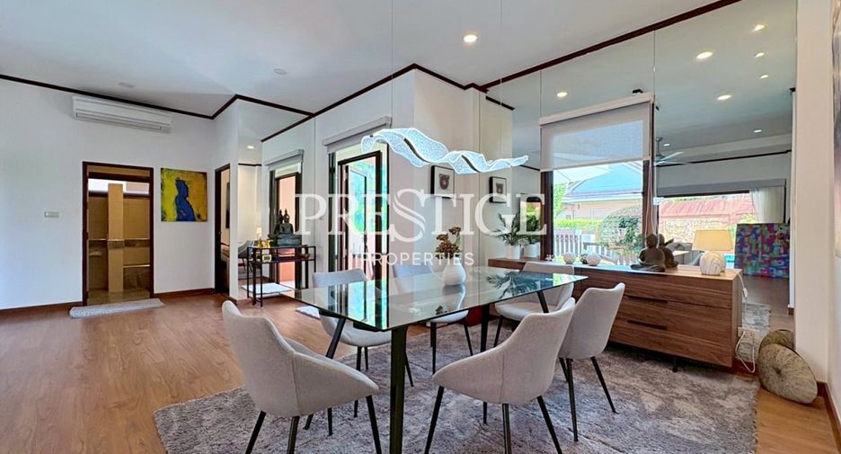 Casa en alquiler de 3 habitaciones en Bang Saray, Pattaya