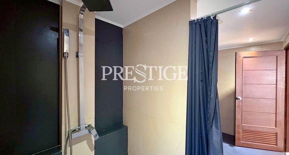 For rent 2 bedrooms condo in Bang Lamung, Chonburi