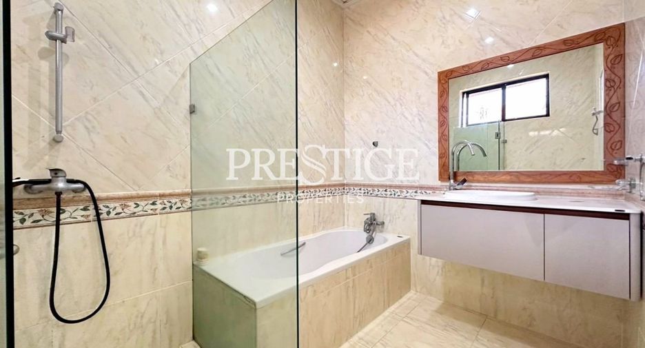 For rent 5 bedrooms house in Bang Lamung, Chonburi