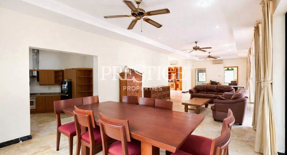 For rent 5 bedrooms house in Bang Lamung, Chonburi