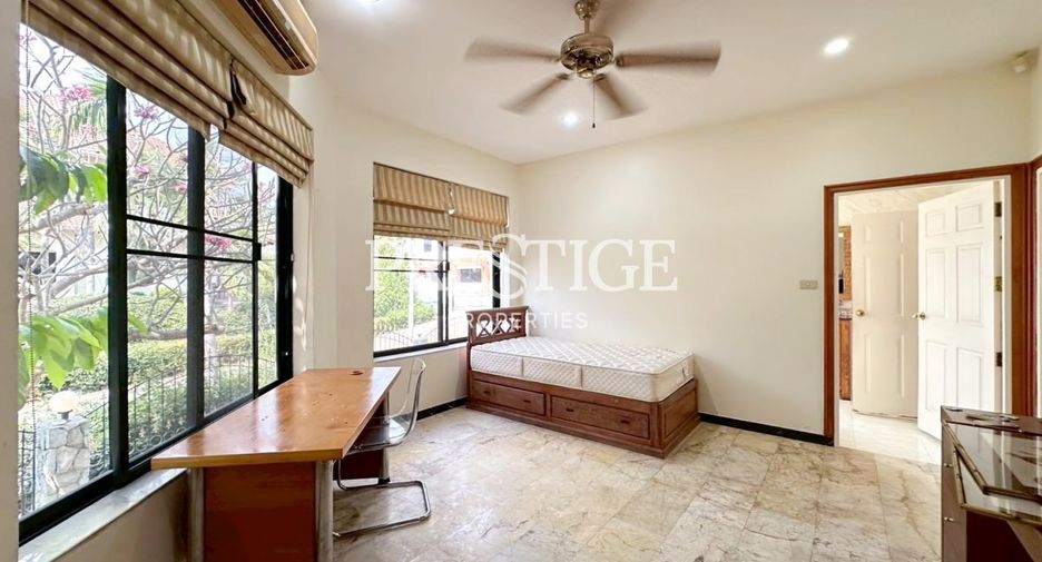 For rent 5 bedrooms house in Bang Lamung, Chonburi