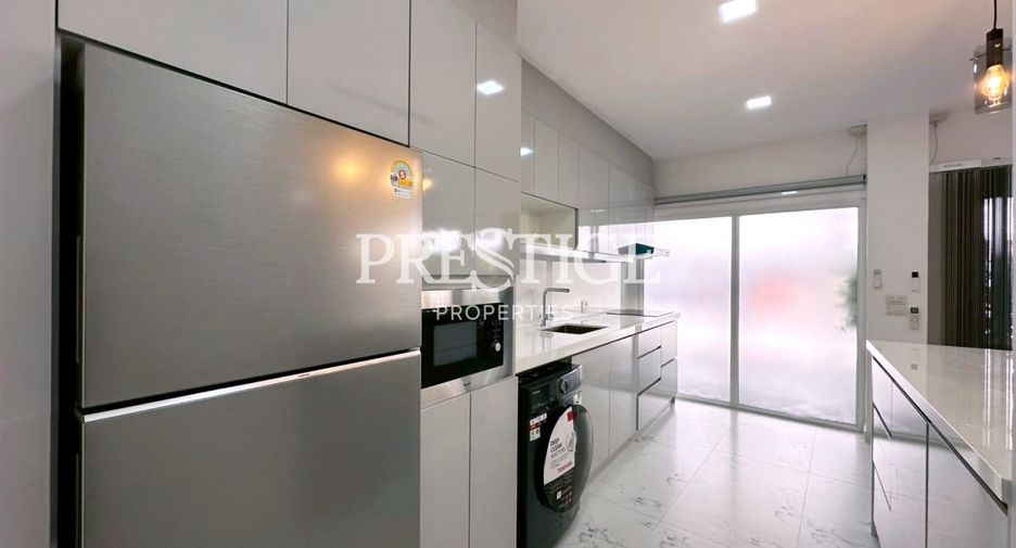 For rent 2 bedrooms condo in Bang Lamung, Chonburi