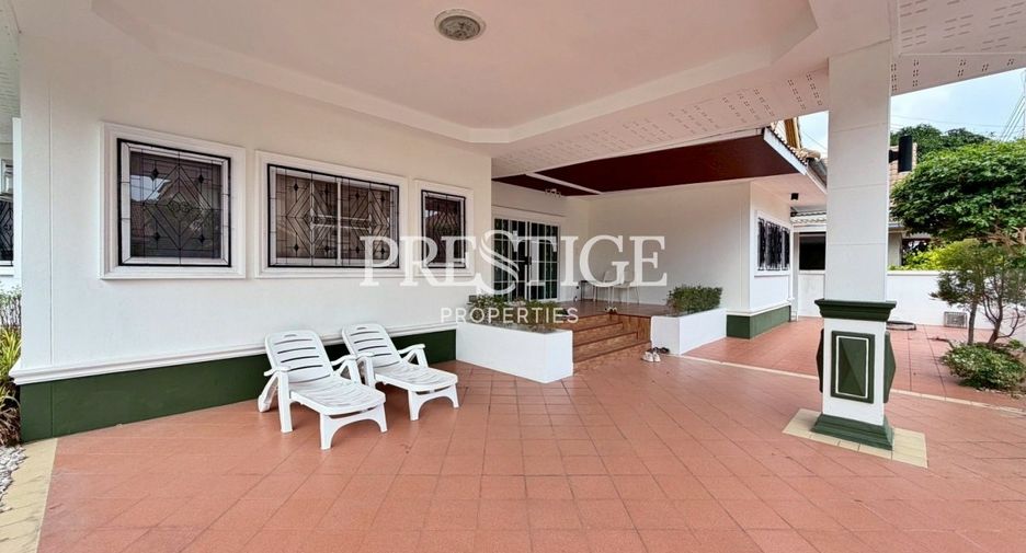 For rent 3 bedrooms house in Bang Lamung, Chonburi