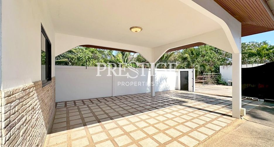 For rent 3 bedrooms house in Bang Lamung, Chonburi