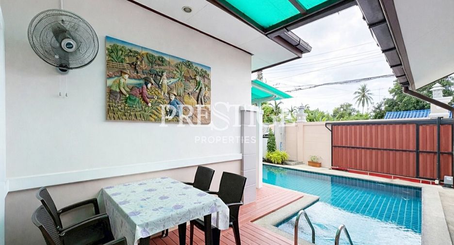 For rent 3 bedrooms house in Huay Yai, Pattaya