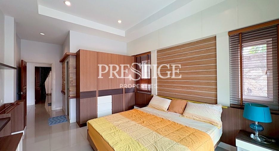 For rent 3 bedrooms house in Huay Yai, Pattaya