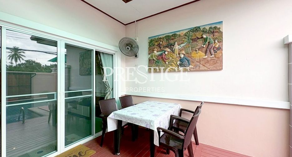 For rent 3 bedrooms house in Huay Yai, Pattaya