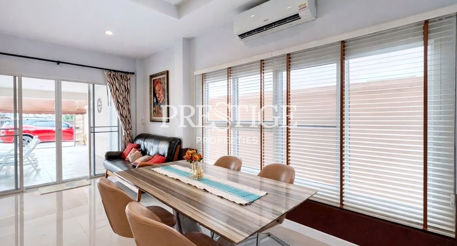 For rent 3 bedrooms house in Huay Yai, Pattaya