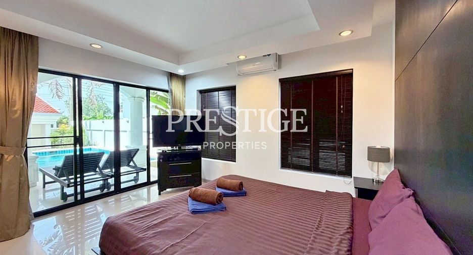 À louer 4 chambres maison à Na Jomtien, Pattaya