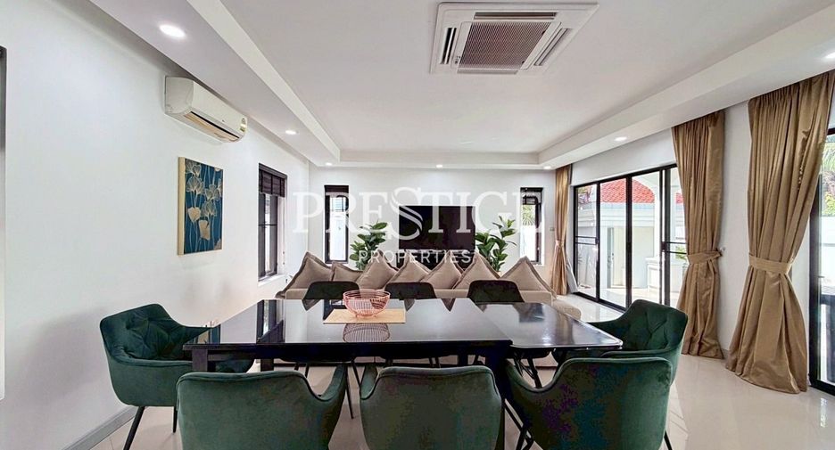 À louer 4 chambres maison à Na Jomtien, Pattaya