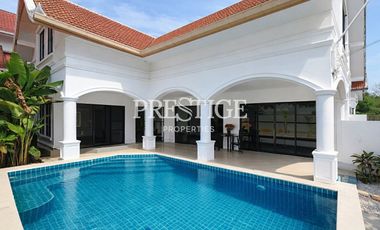 À louer 4 chambres maison à Na Jomtien, Pattaya