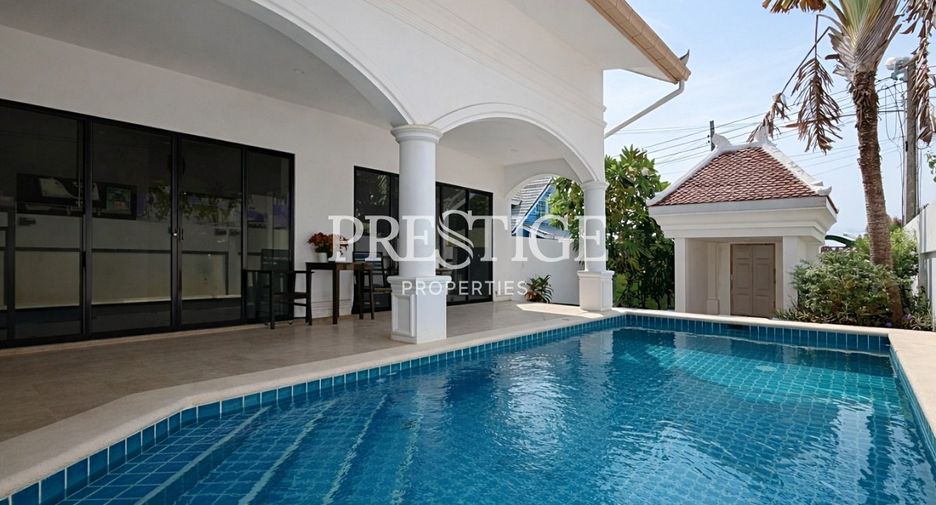 À louer 4 chambres maison à Na Jomtien, Pattaya