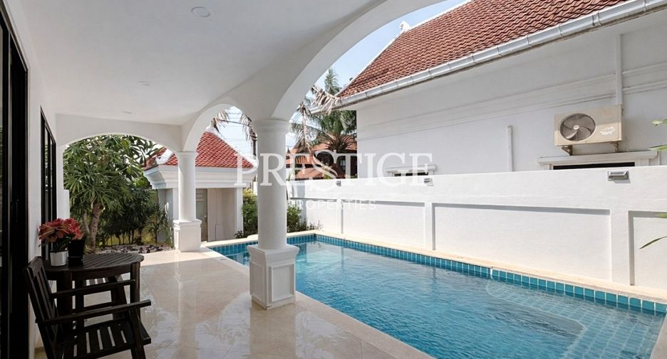 À louer 4 chambres maison à Na Jomtien, Pattaya