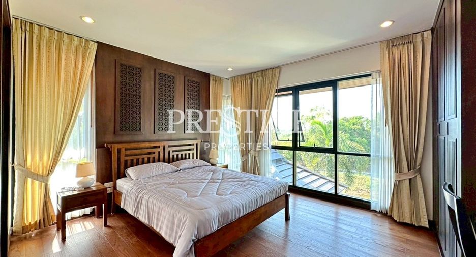 Casa en alquiler de 4 habitaciones en Bang Lamung, Chonburi