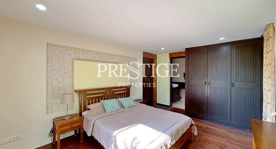 Casa en alquiler de 4 habitaciones en Bang Lamung, Chonburi