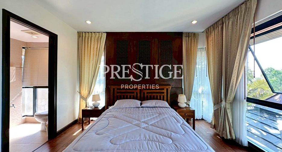 Casa en alquiler de 4 habitaciones en Bang Lamung, Chonburi