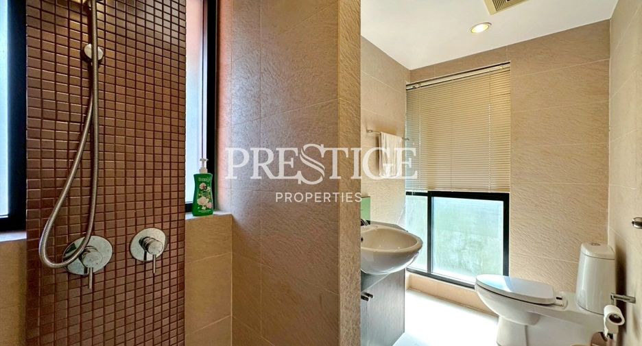 Casa en alquiler de 4 habitaciones en Bang Lamung, Chonburi