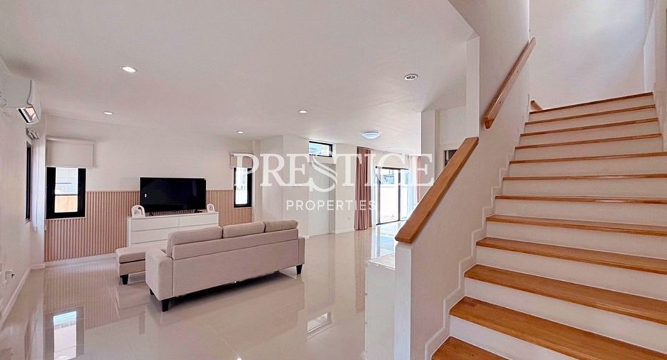 For rent 3 bedrooms house in Bang Lamung, Chonburi
